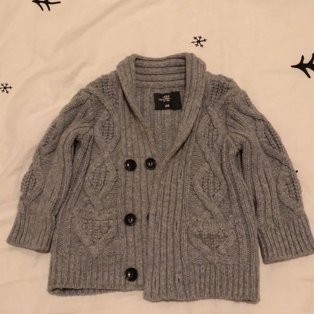 Gray chunky H&M sweater